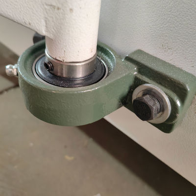 Schiebetisch Schwingwinkel Kreissäge für 45° geneigtes Schneiden 850*2800*1500mm