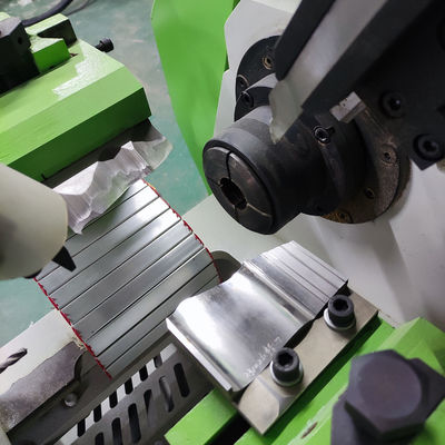 Max. Drehlänge mm 750 mm PL450 CNC-Back-Tool-Drehmaschine für das Holzhandwerk Kopieren