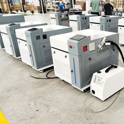 1500W Industrielle 3 in 1 Faserlaserreiniger Schweißer Schneider Spot Schweißreinigungsmaschine