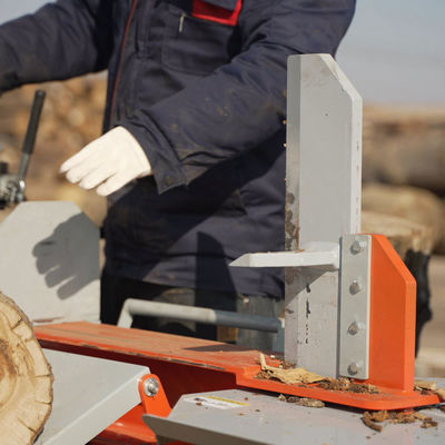 Holzhalter akzeptabel OEM Horizontale 28T Baumstamm Holzspaltmaschine für den Haushalt