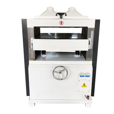 Massivholzdicken Druckplaner mit 4 kW Hauptspindelleistung und doppelseitig