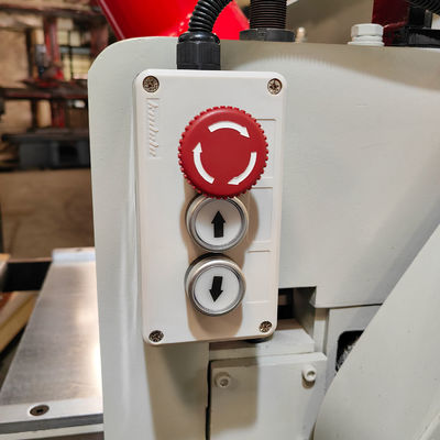 5.5kw Unterspindel doppelseitiger Planer-Dichter für die Schwerholzverarbeitung