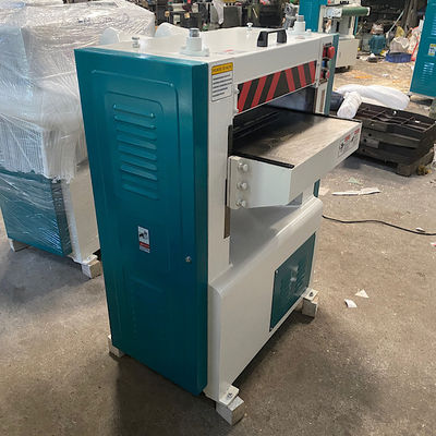 Einseitige Verdickungsmaschine zur Holzbearbeitung MB104