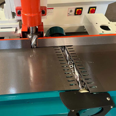 Einfache Bedienung Elektrische Planer Holzbearbeitung 300 mm 400 mm Holzverbundplaner mit 6 Klingen