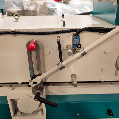 Planung Massivholzoberfläche MBZ524A Doppelblatt-Achsen-automatische Fütterungsplanungsmaschine