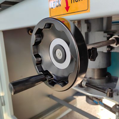 Max.Arbeitsdicke 120 mm MX5117B Holzspindelmüller für professionelle Holzbearbeitung