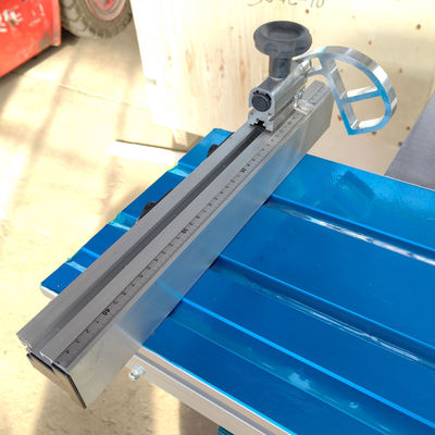Spindelgeschwindigkeit 6000/8000/10000r/min Vertikale Spindelmüller Schiebefläche Fräsmaschine