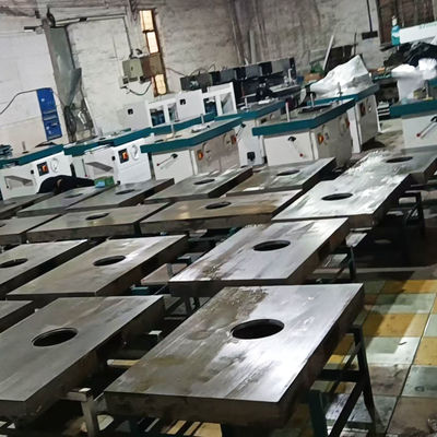 Maximalverarbeitungsdicke 120 mm Vertikale Einkopfspindelformmaschine