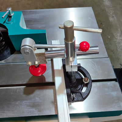 4kw Holzschiebetisch Spindel Formbildmaschine Werkzeug für die industrielle Holzbearbeitung