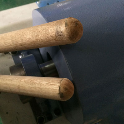 Anpassbar 1200-1350mm Rundholzstange End-Dreh Formierung Griff Schneidemaschine