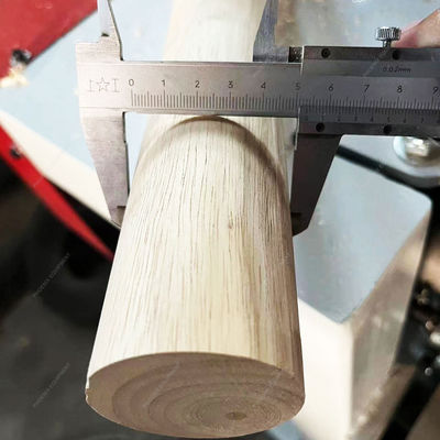 Hochfunktionale Quadratmaschine zur Holzbearbeitung für die einfache und runde Bearbeitung von Holzbarren