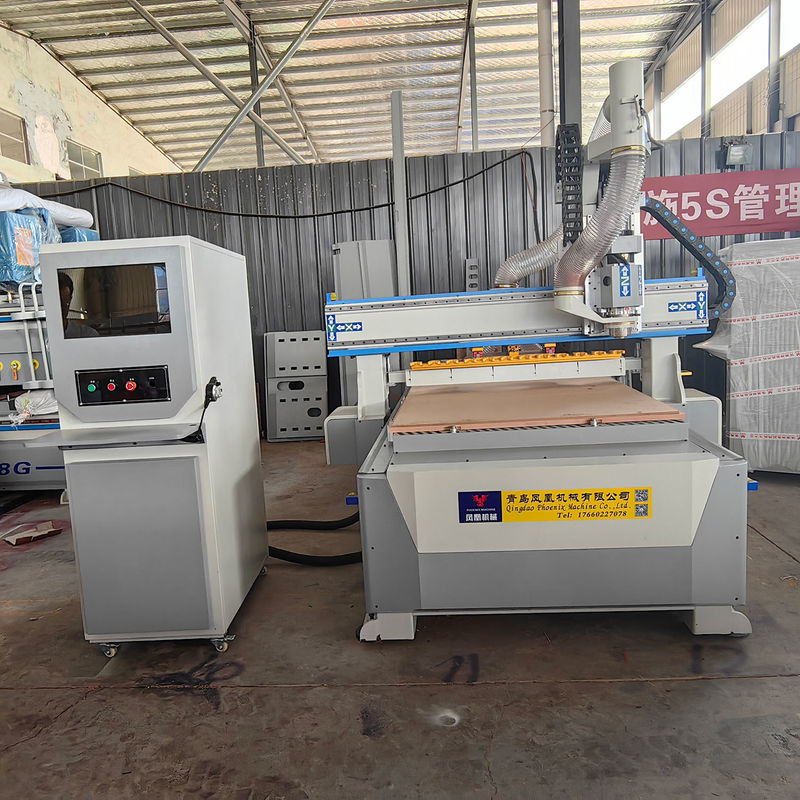PK1325 ATC Voll automatischer Werkzeugwechsel Holzrouter 3-Achsen-CNC-Router für Holzmöbel