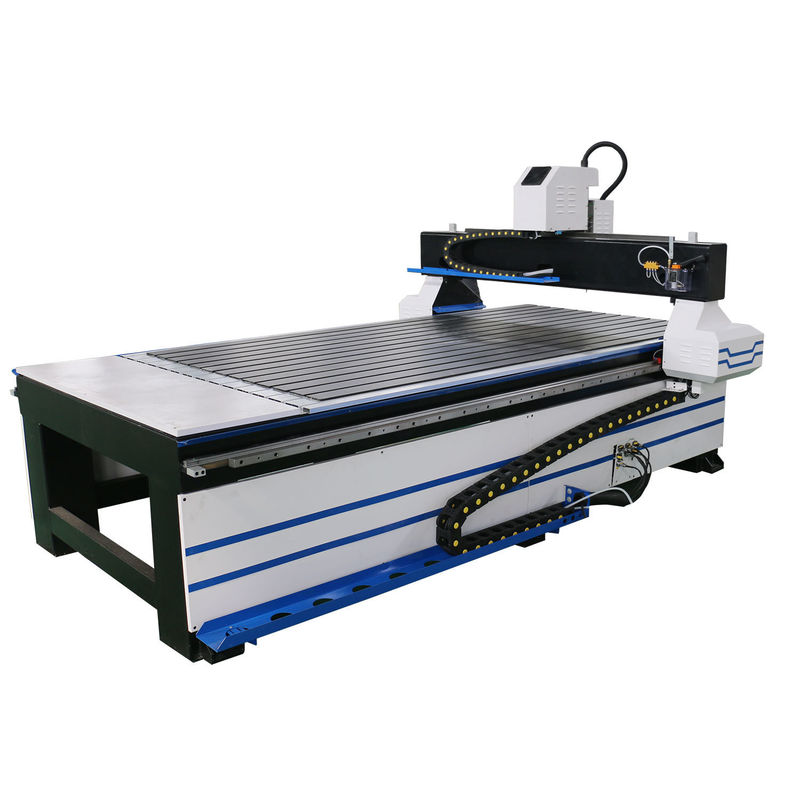 Profi-Holzschnitzmaschine CNC-Routermaschine für Möbel Tür Herstellung 1300 * 2500mm