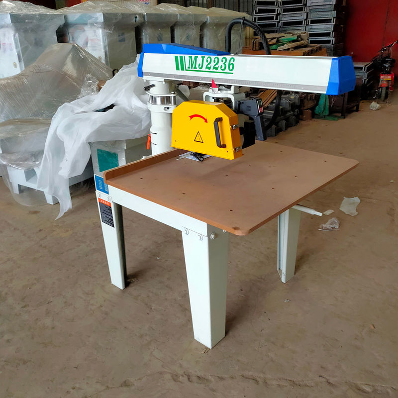 Hand-Zug-Säge Holzbearbeitung Maschinen Mehrwinkel-Roll-Arm Säge Schnittgröße 640*110mm
