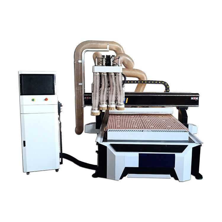 Max. Arbeitsgeschwindigkeit 25000mm/min 1300×2500mm Arbeitstischgröße Holzbearbeitung CNC-Router