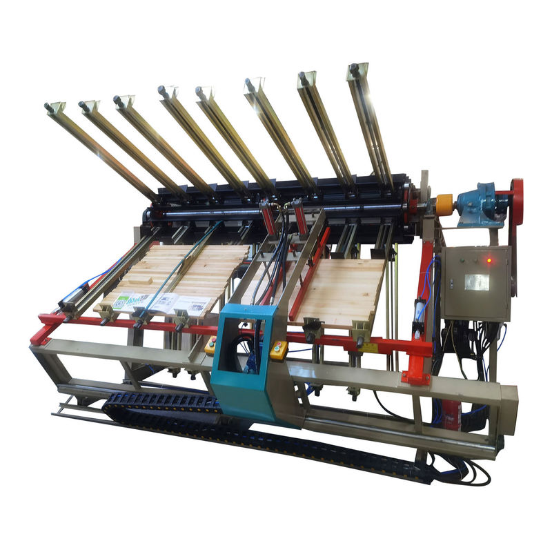 MY2600A-8 Holzbearbeitung Massivholzblockplatte Pneumatische hydraulische Rotationsklemmpressmaschine