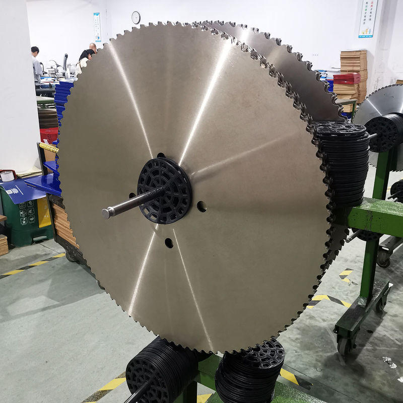 6in Weiße Holzbearbeitungsmaschinen Zubehör Säge Klinge 300*3.2*96T*30 Leiter Flachzahn Klinge